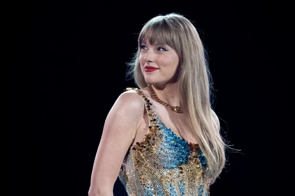 Polícia detém oito em ação contra cambistas na venda de ingressos para o show de Taylor Swift em SP