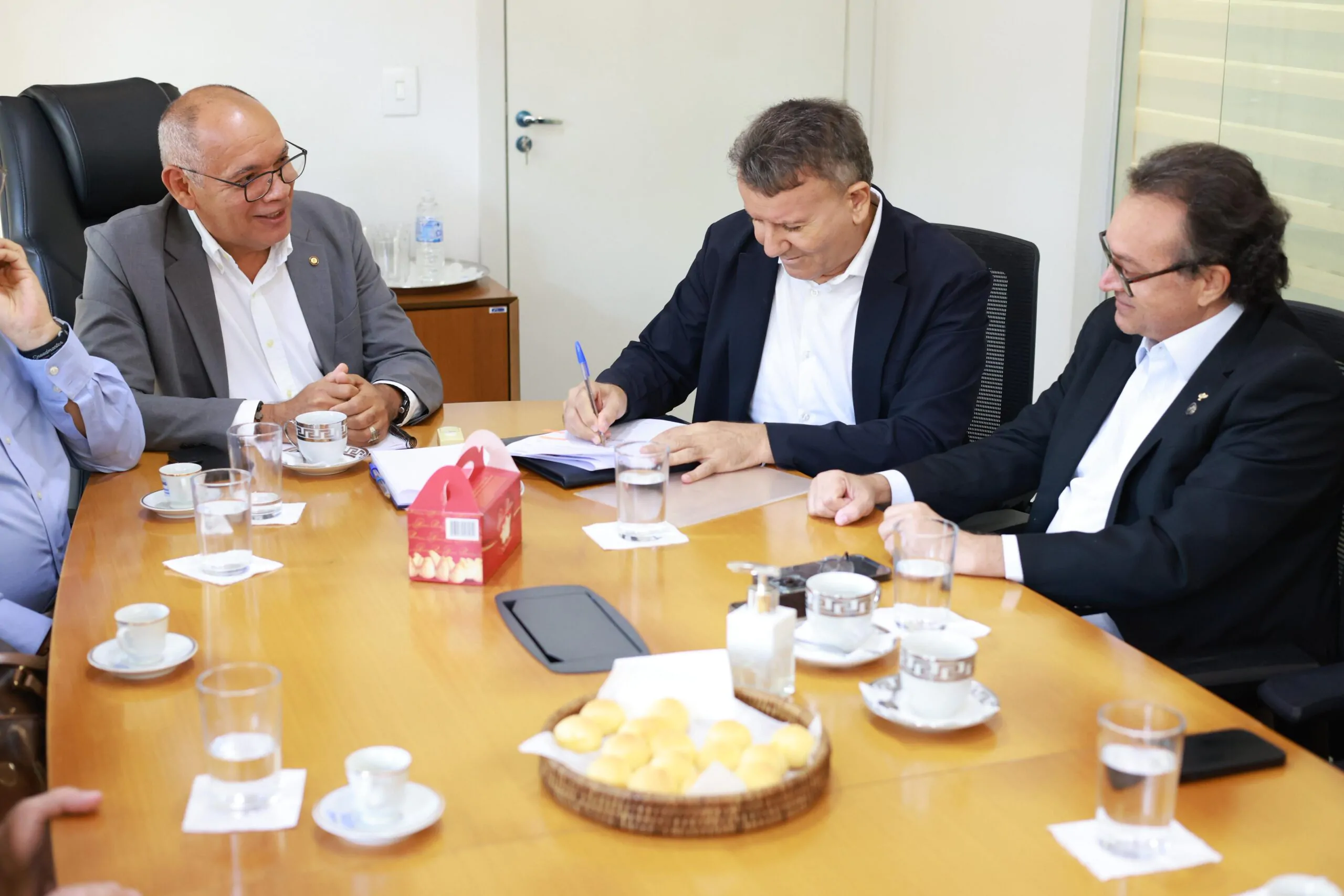 Município de Palmas firma parceria com Instituto Palacinho para preservação do Museu Histórico do Tocantins | Prefeitura Municipal de Palmas