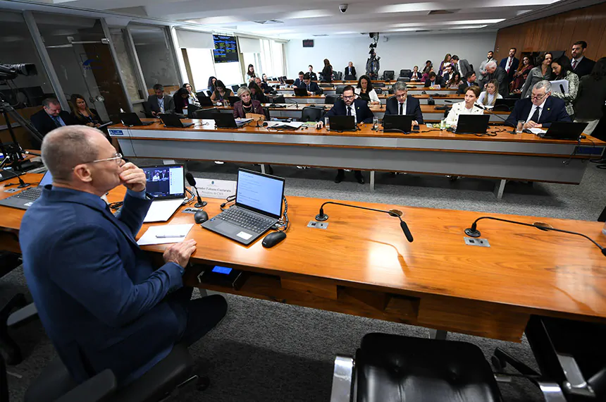 Comissão de Meio Ambiente analisa indicações para diretoria da ANA — Senado Notícias